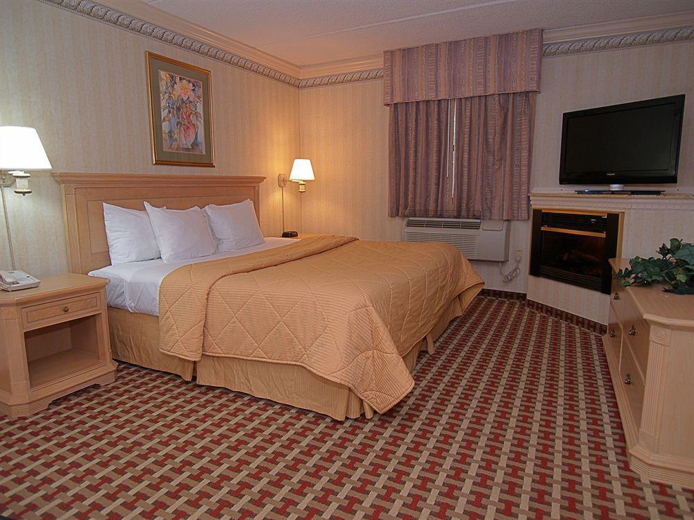 Comfort Inn & Suites Quakertown Esterno foto